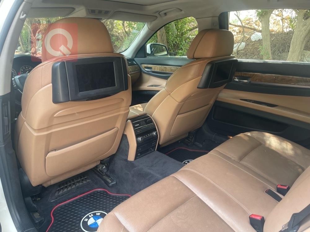 بي ام دبليو الفئة 7